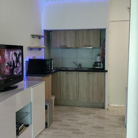 Studio Rdj Terrasse Piscine Sanary Sur Mer المظهر الخارجي الصورة